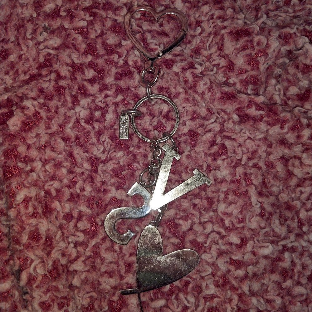 Victoria Secret Key Chain - Picture 2 of 4